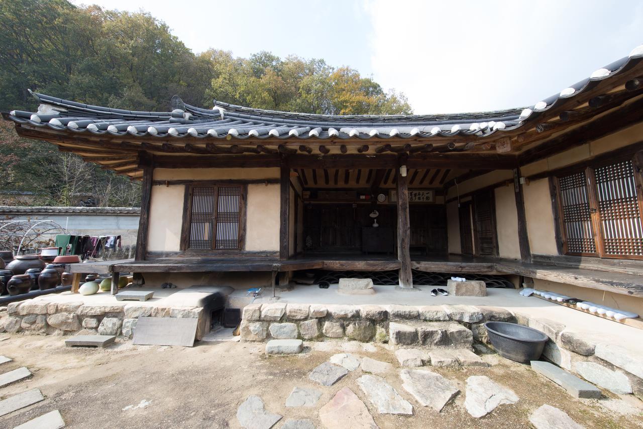 Chalbanggong Jongtaek Hotell Cheongsong Exteriör bild