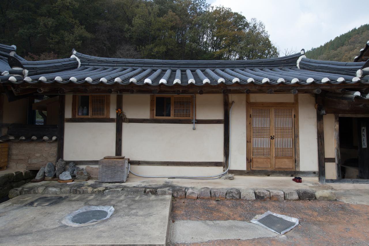 Chalbanggong Jongtaek Hotell Cheongsong Exteriör bild