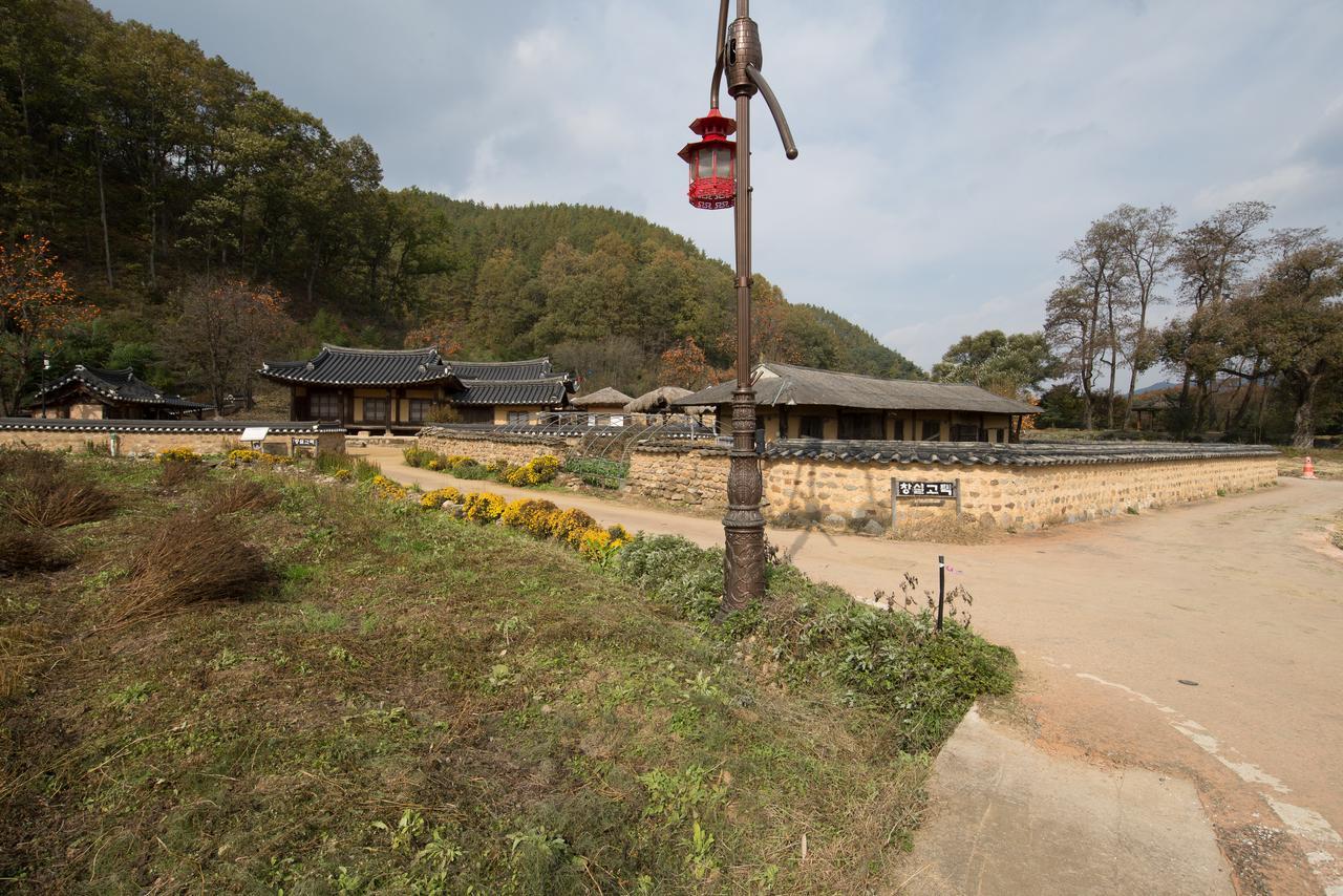 Chalbanggong Jongtaek Hotell Cheongsong Exteriör bild